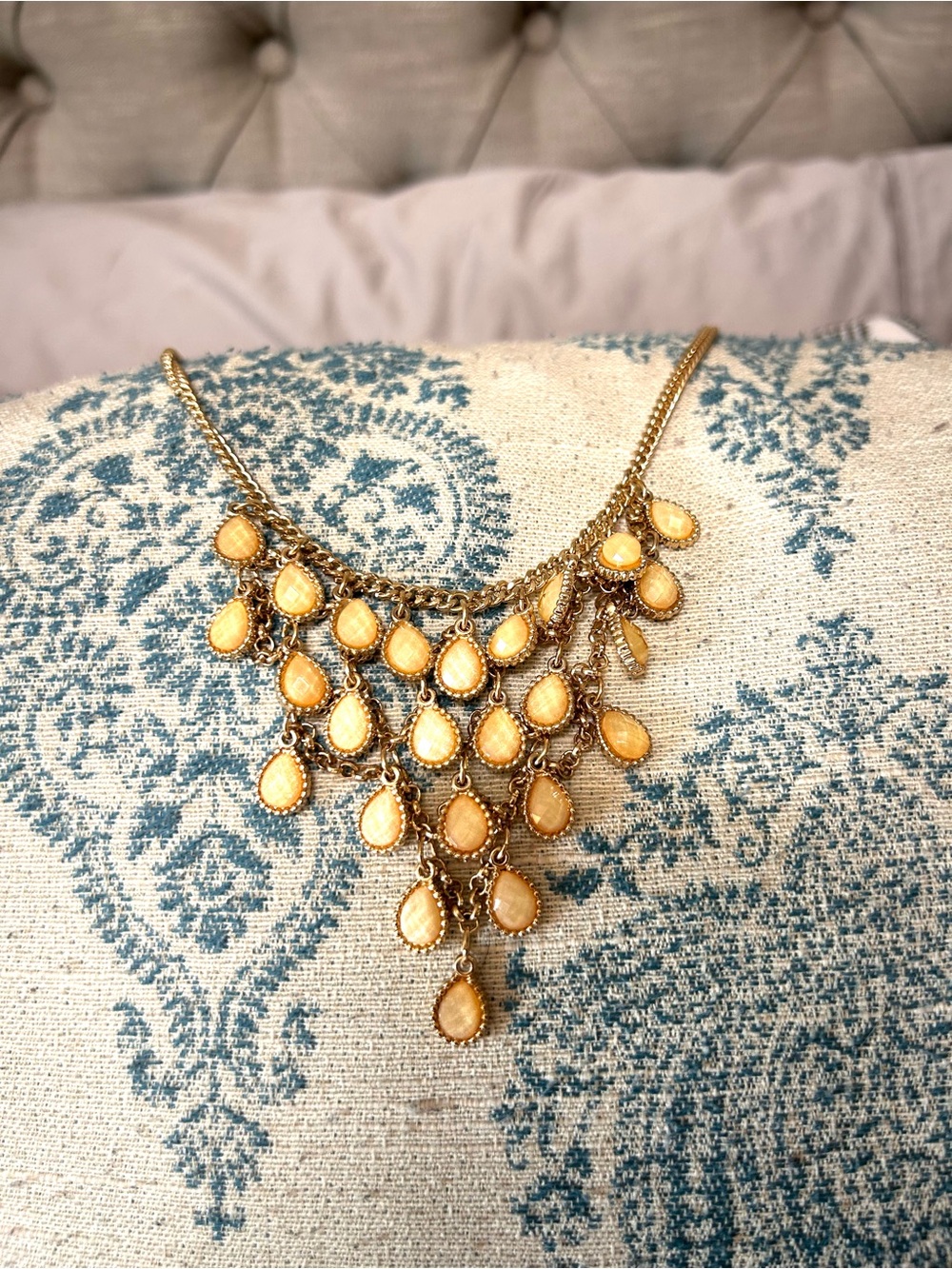 Gold-Tone Teardrop Bib Necklace in Amber